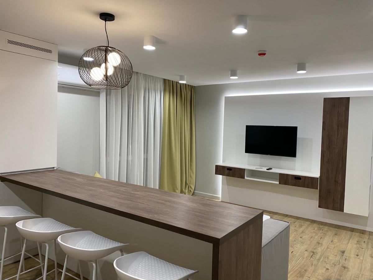 Arovica 13 Apartment Lutsʼk Екстериор снимка